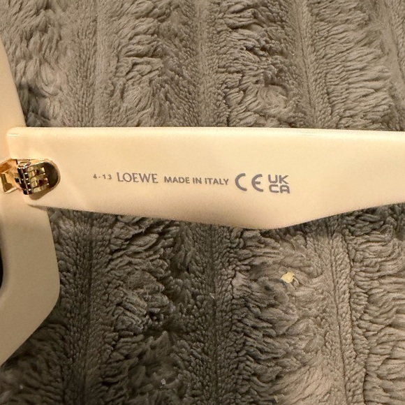 LOEWE
Chunky Anagram 140MM Mask Sunglasses - Picture 5 of 8